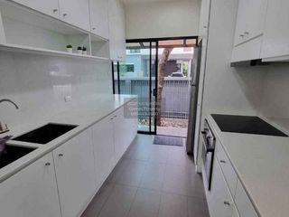 Casa en venta de 3 habitaciones en Prawet, Bangkok