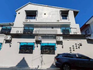 For sale 4 bedrooms townhouse in Nong Khaem, Bangkok