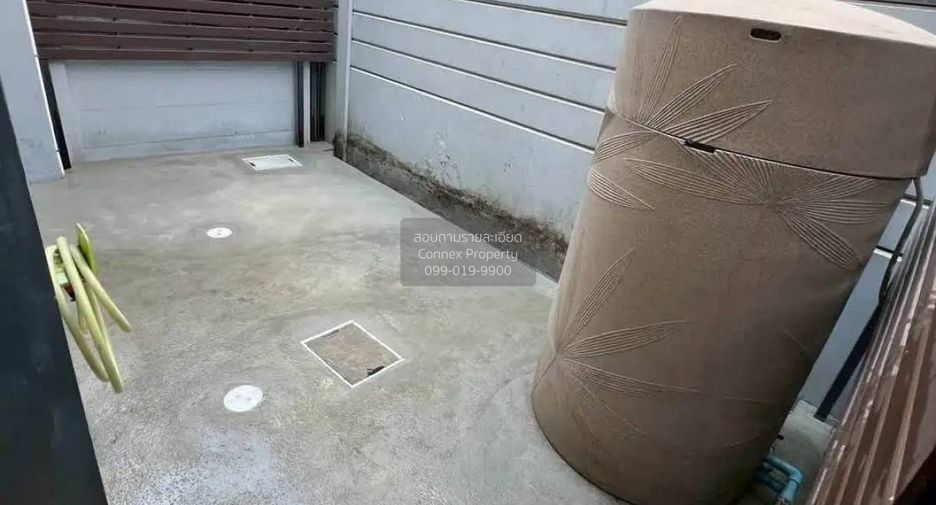For sale 4 bedrooms townhouse in Prawet, Bangkok