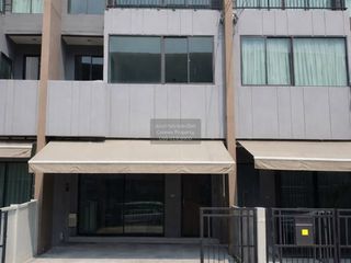 For sale 3 bedrooms townhouse in Sai Mai, Bangkok