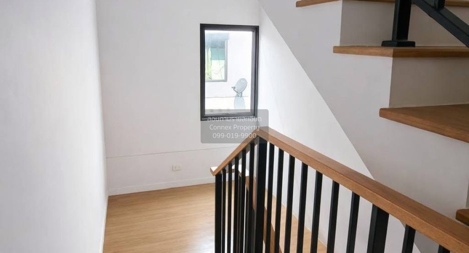 For sale 3 ベッドルーム townhouse in Sai Mai, Bangkok