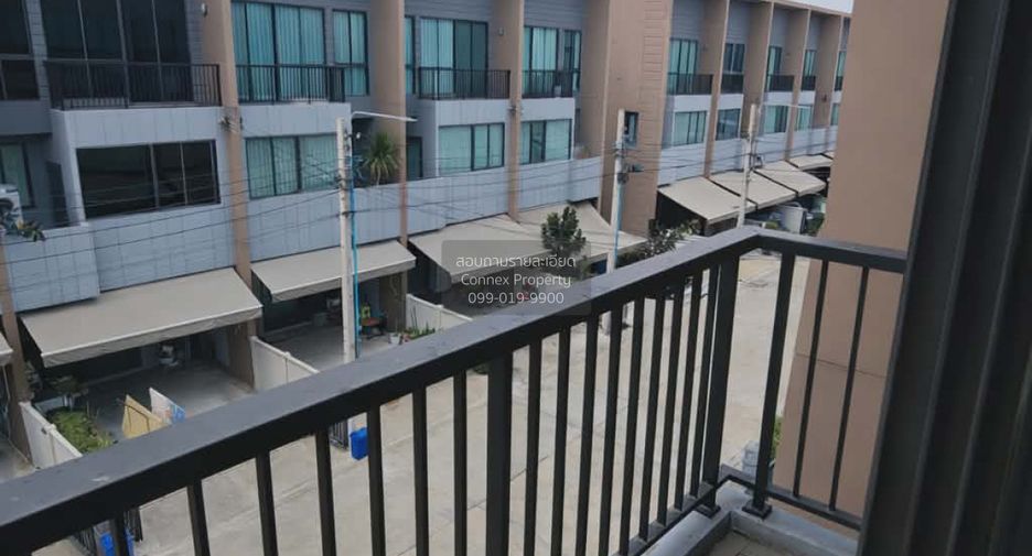 For sale 3 ベッドルーム townhouse in Sai Mai, Bangkok