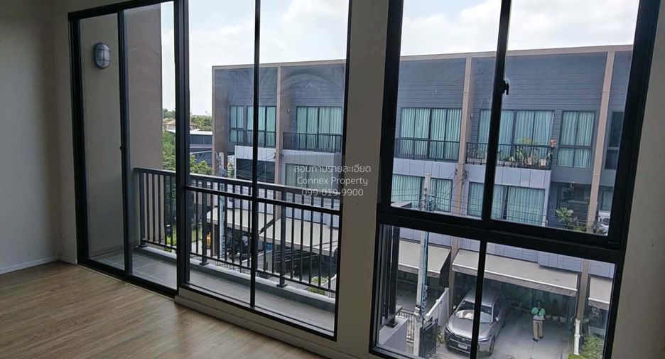 For sale 3 ベッドルーム townhouse in Sai Mai, Bangkok