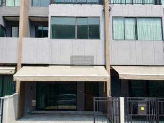 For sale 3 bedrooms townhouse in Sai Mai, Bangkok
