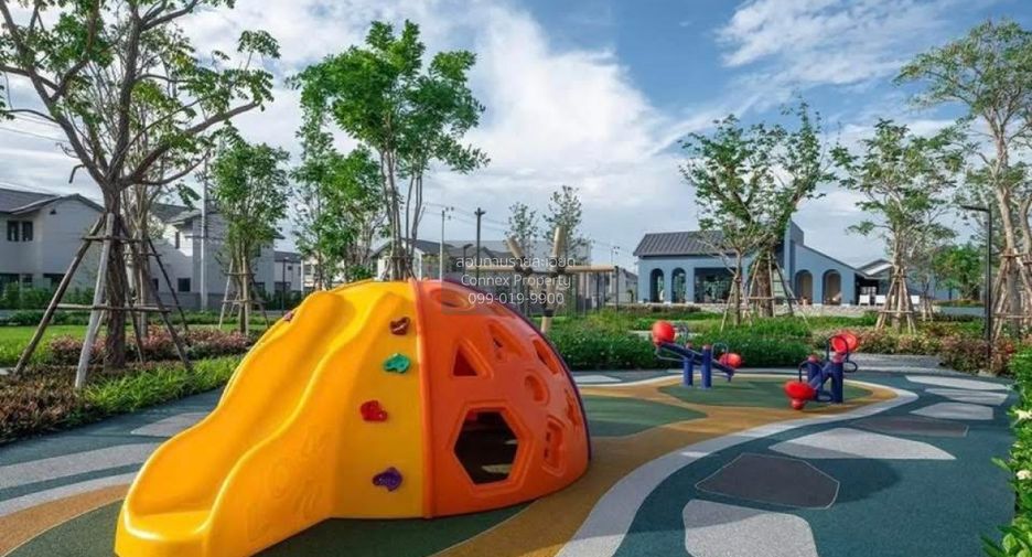 For sale 4 bedrooms house in Mueang Pathum Thani, Pathum Thani