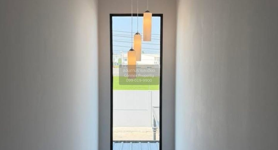 For sale 4 bedrooms house in Mueang Pathum Thani, Pathum Thani