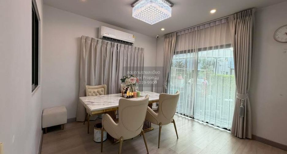 For sale 4 bedrooms house in Mueang Pathum Thani, Pathum Thani
