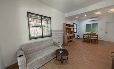 For sale 3 bedrooms townhouse in Bang Phli, Samut Prakan