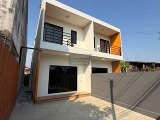 For sale 3 bedrooms house in Mueang Samut Prakan, Samut Prakan
