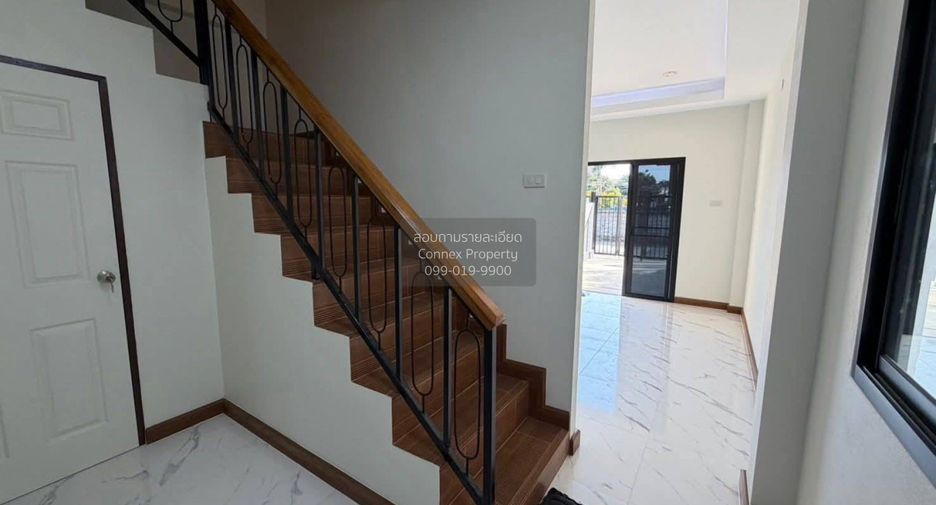 For sale 3 ベッドルーム house in Mueang Samut Prakan, Samut Prakan