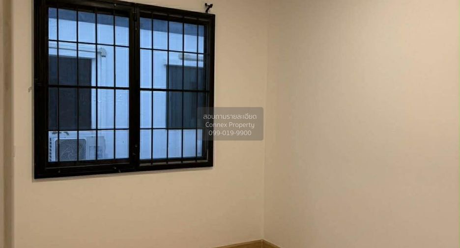 For sale 3 bedrooms townhouse in Bang Phli, Samut Prakan