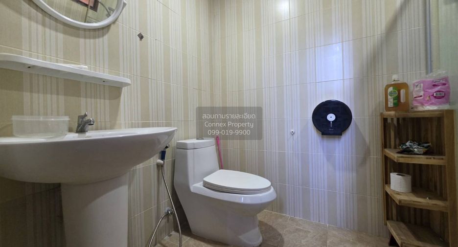 For sale 5 bedrooms house in Taling Chan, Bangkok