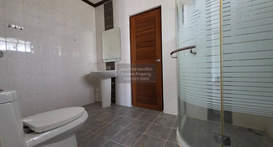 For sale 5 bedrooms house in Taling Chan, Bangkok