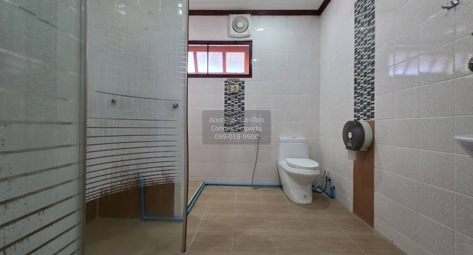 For sale 5 bedrooms house in Taling Chan, Bangkok