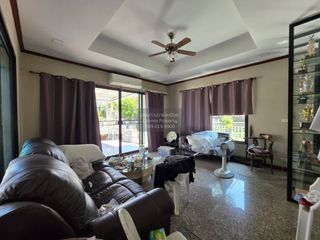 For sale 5 bedrooms house in Taling Chan, Bangkok