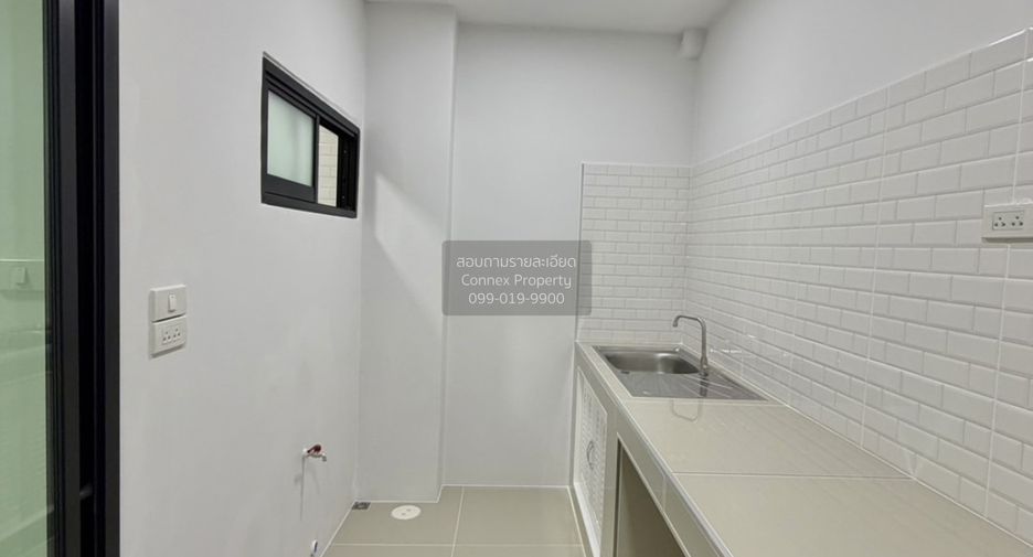 For sale 2 bedrooms townhouse in Pak Kret, Nonthaburi