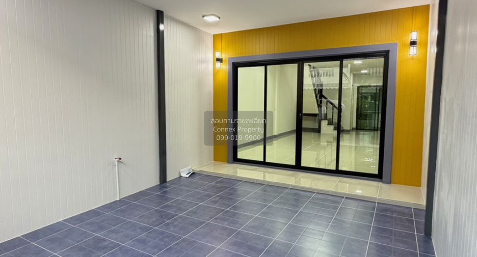 For sale 2 bedrooms townhouse in Pak Kret, Nonthaburi
