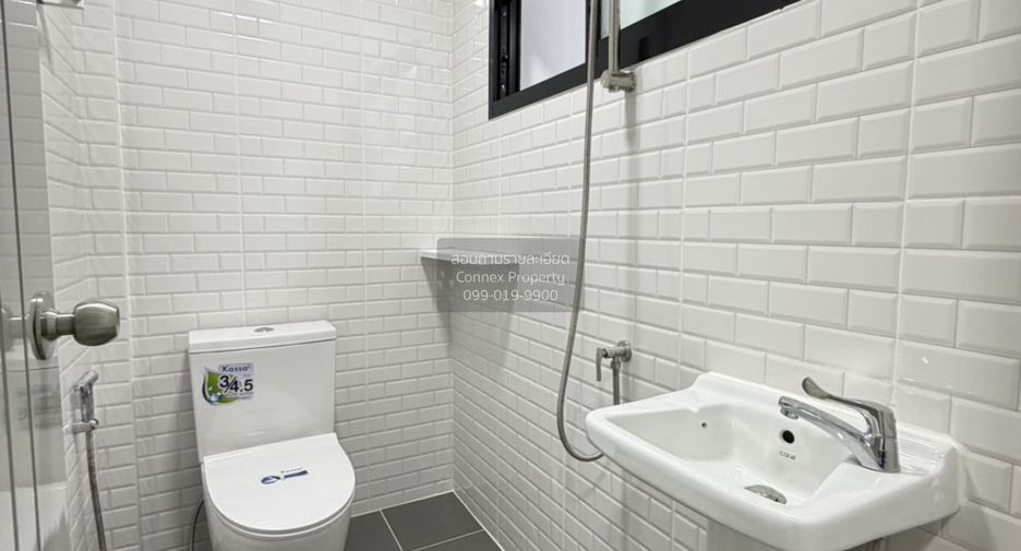For sale 2 bedrooms townhouse in Pak Kret, Nonthaburi