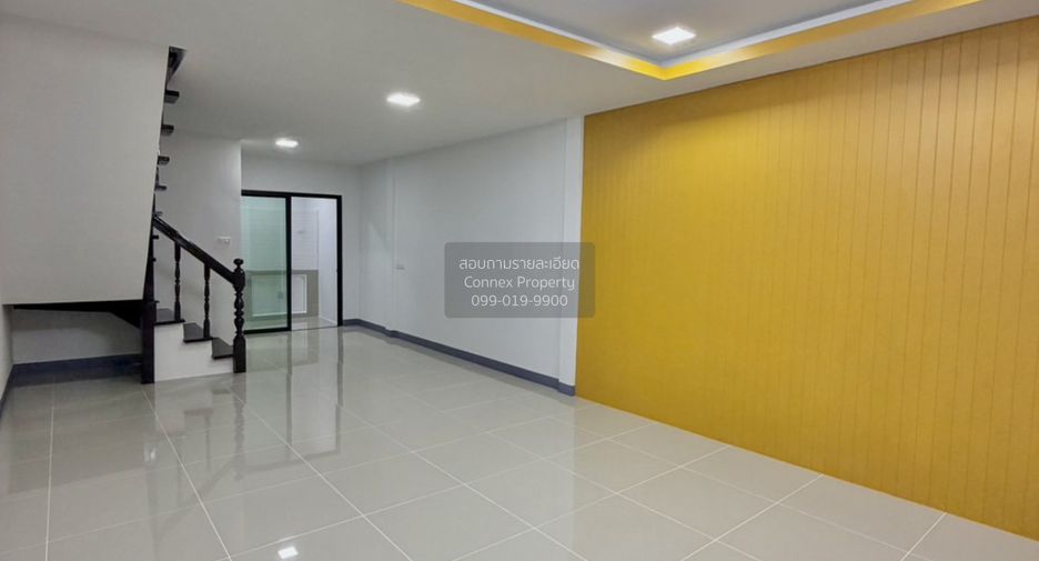 For sale 2 bedrooms townhouse in Pak Kret, Nonthaburi