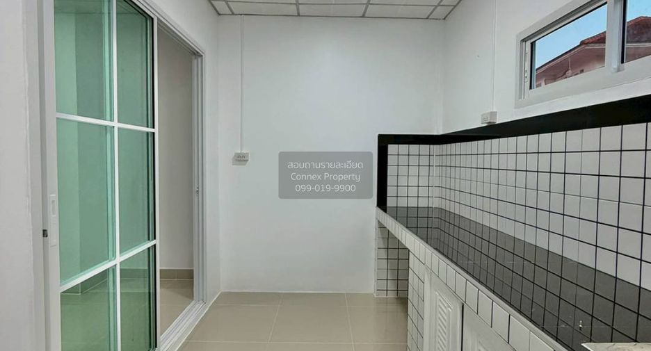 For sale 2 bedrooms townhouse in Bang Bua Thong, Nonthaburi