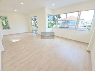 For sale 4 bedrooms house in Bang Phli, Samut Prakan