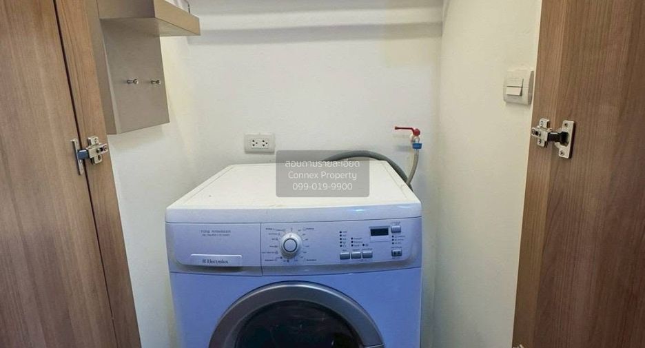 For sale 1 bed condo in Phra Khanong, Bangkok