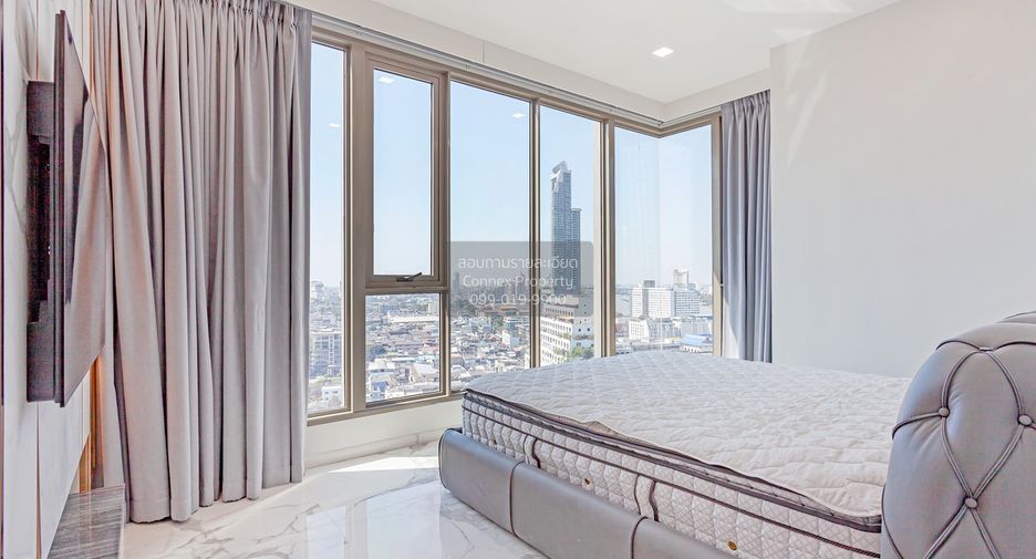 For sale 3 bedrooms condo in Bang Kho Laem, Bangkok
