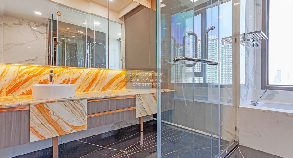 For sale 3 bedrooms condo in Bang Kho Laem, Bangkok