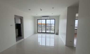 For sale 2 bedrooms condo in Yan Nawa, Bangkok