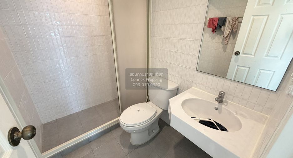 For sale 2 ベッドルーム condo in Yan Nawa, Bangkok