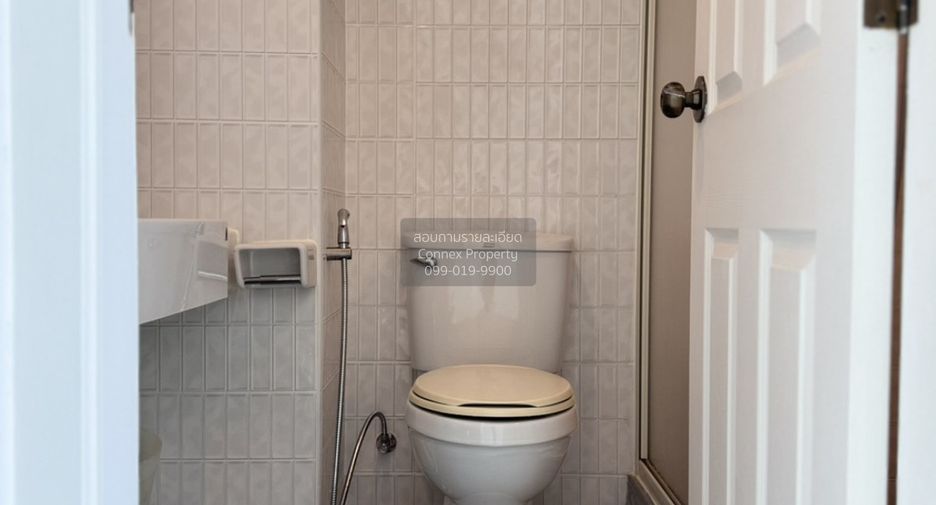For sale 2 ベッドルーム condo in Yan Nawa, Bangkok