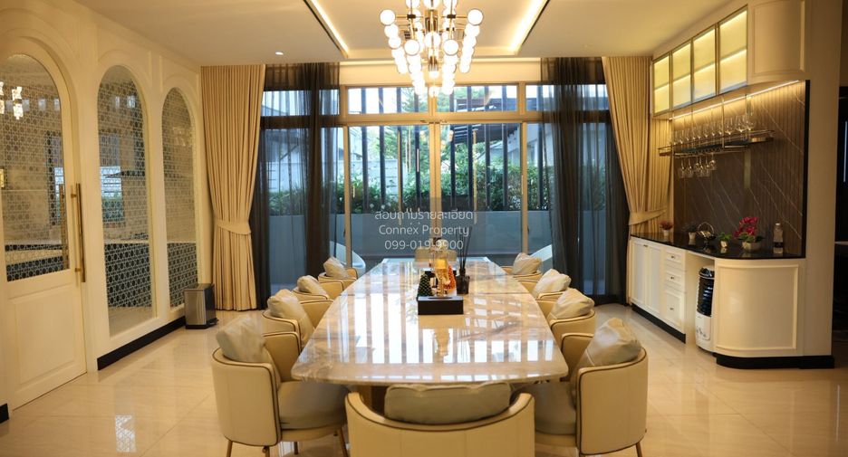 For sale 5 bedrooms house in Lat Krabang, Bangkok