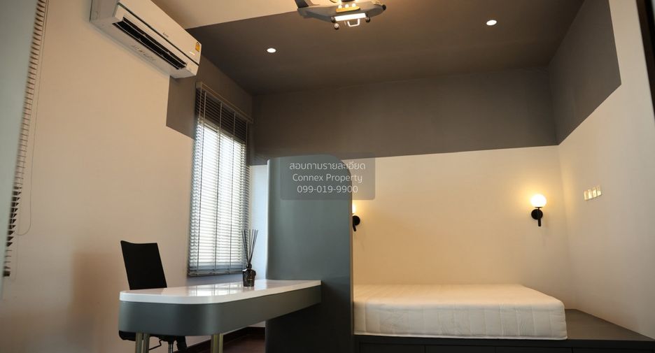 For sale 5 bedrooms house in Lat Krabang, Bangkok