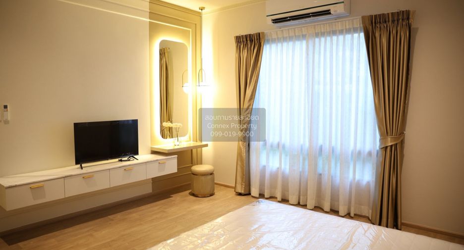 For sale 5 bedrooms house in Lat Krabang, Bangkok