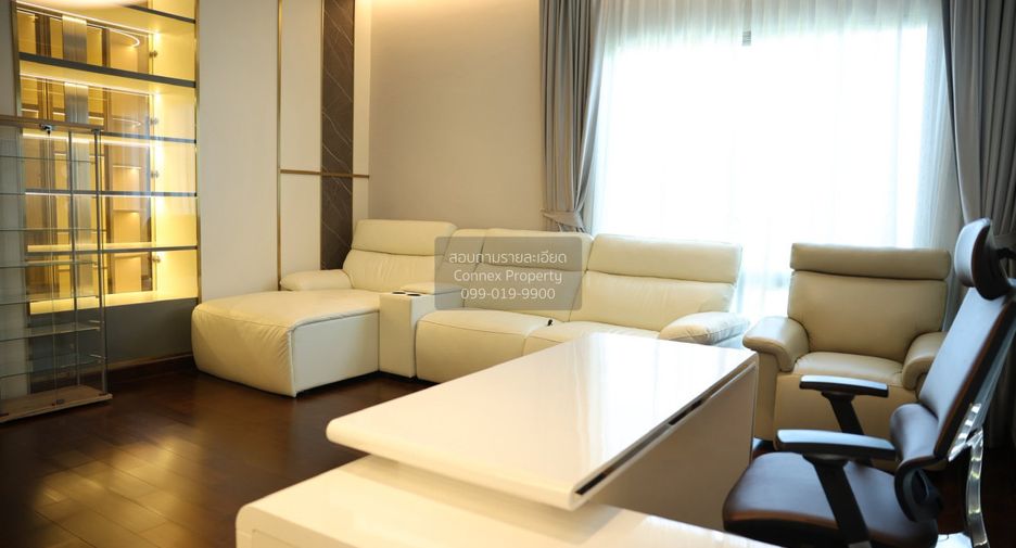 For sale 5 bedrooms house in Lat Krabang, Bangkok
