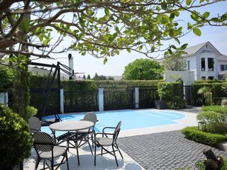 For sale 5 bedrooms house in Lat Krabang, Bangkok