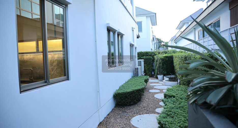 For sale 5 bedrooms house in Lat Krabang, Bangkok