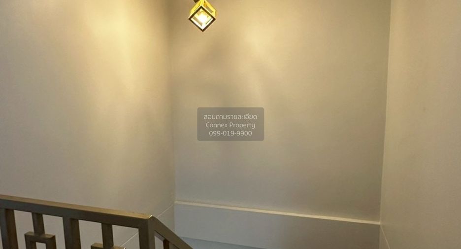 For sale 2 ベッドルーム townhouse in Sai Mai, Bangkok