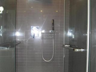 Condo en venta de 2 habitaciones en Phra Khanong, Bangkok
