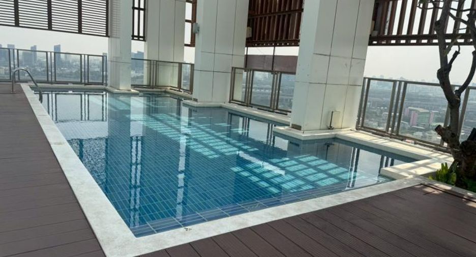 For sale 2 bedrooms condo in Bang Sue, Bangkok