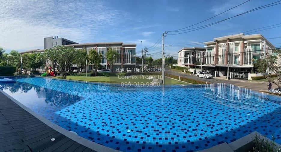 Casa adosada en venta de 3 habitaciones en Lak Si, Bangkok