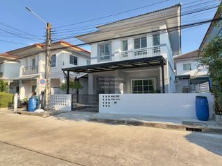 For sale 3 bedrooms house in Khlong Sam Wa, Bangkok