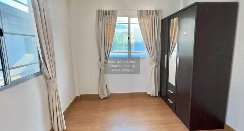 For sale 3 bedrooms house in Khlong Sam Wa, Bangkok