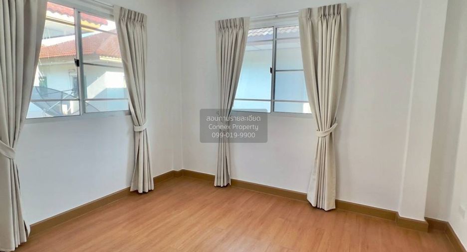 For sale 3 bedrooms house in Khlong Sam Wa, Bangkok