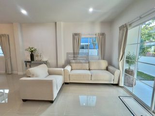For sale 3 bedrooms house in Khlong Sam Wa, Bangkok