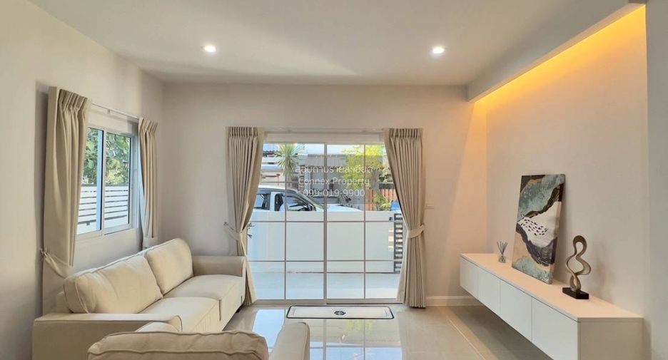For sale 3 bedrooms house in Khlong Sam Wa, Bangkok