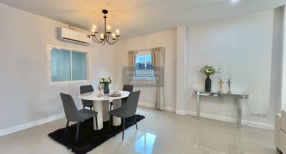 For sale 3 bedrooms house in Khlong Sam Wa, Bangkok