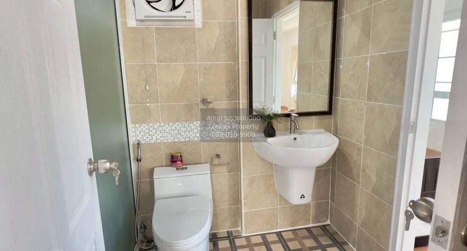For sale 3 bedrooms house in Khlong Sam Wa, Bangkok