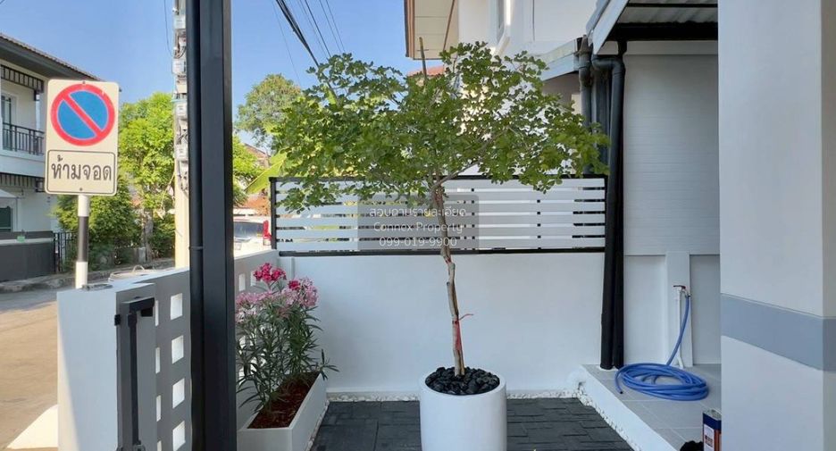 For sale 3 bedrooms house in Khlong Sam Wa, Bangkok