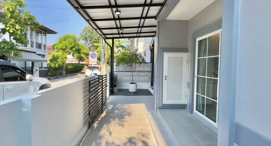 For sale 3 bedrooms house in Khlong Sam Wa, Bangkok